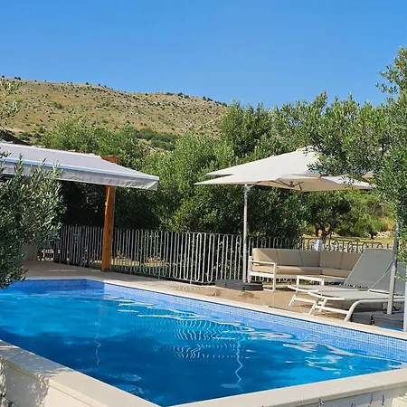 Villa Little Big *